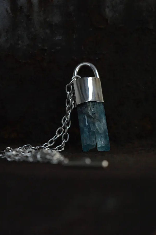 Parts of Four Eliseman Necklace R-651-PA+AQU PPOF41